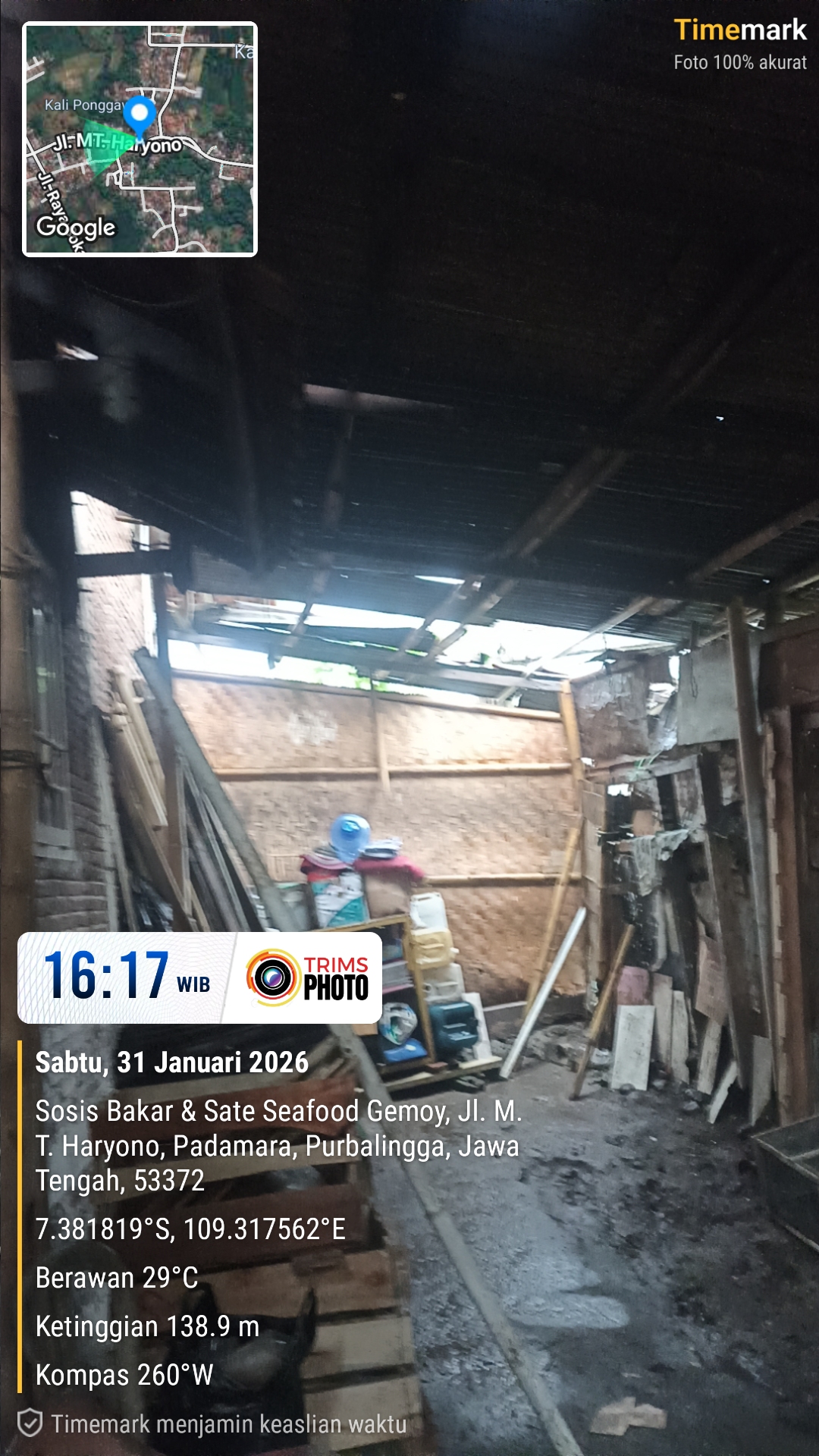 Lampiran foto terkait aduan Laporan Kerusakan Akibat Angin Kencang di Sungai Ponggawa, Desa Padamara