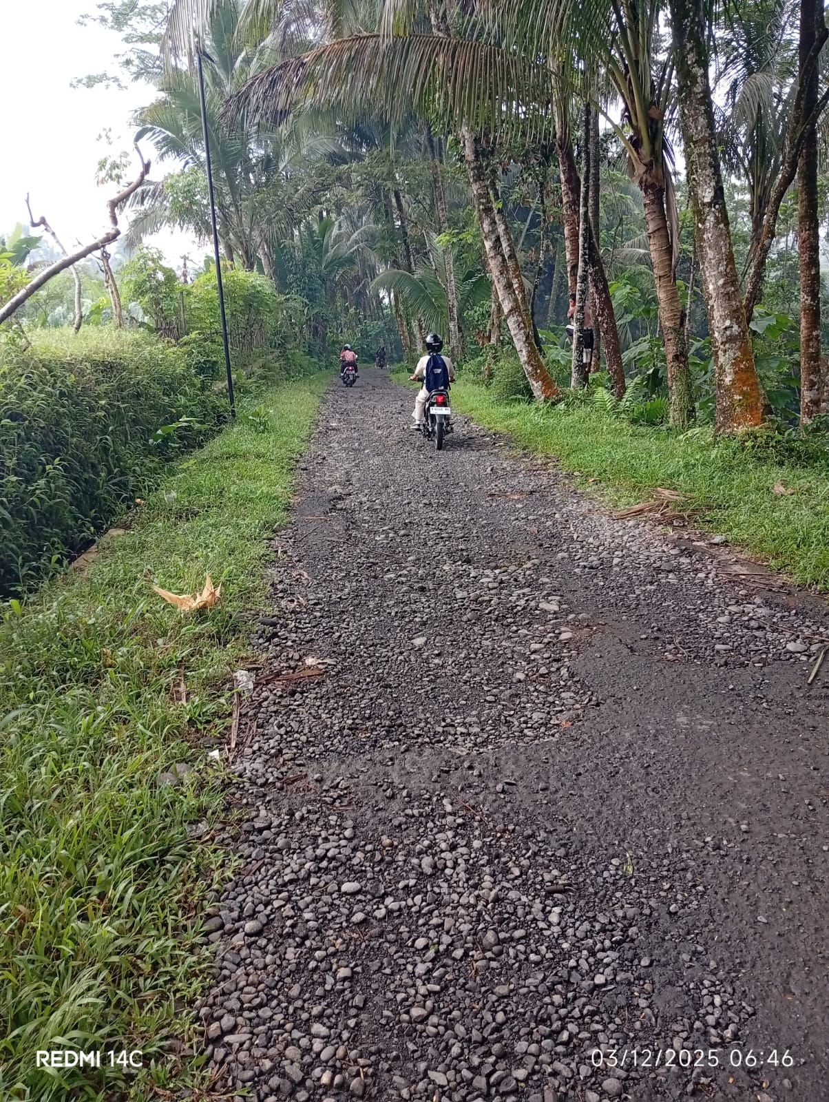 Lampiran foto terkait aduan Laporan Kerusakan Jalan di Dusun Bransong, Bumisari, Bojongsari, Purbalingga dan Permohonan Tindak Lanjut