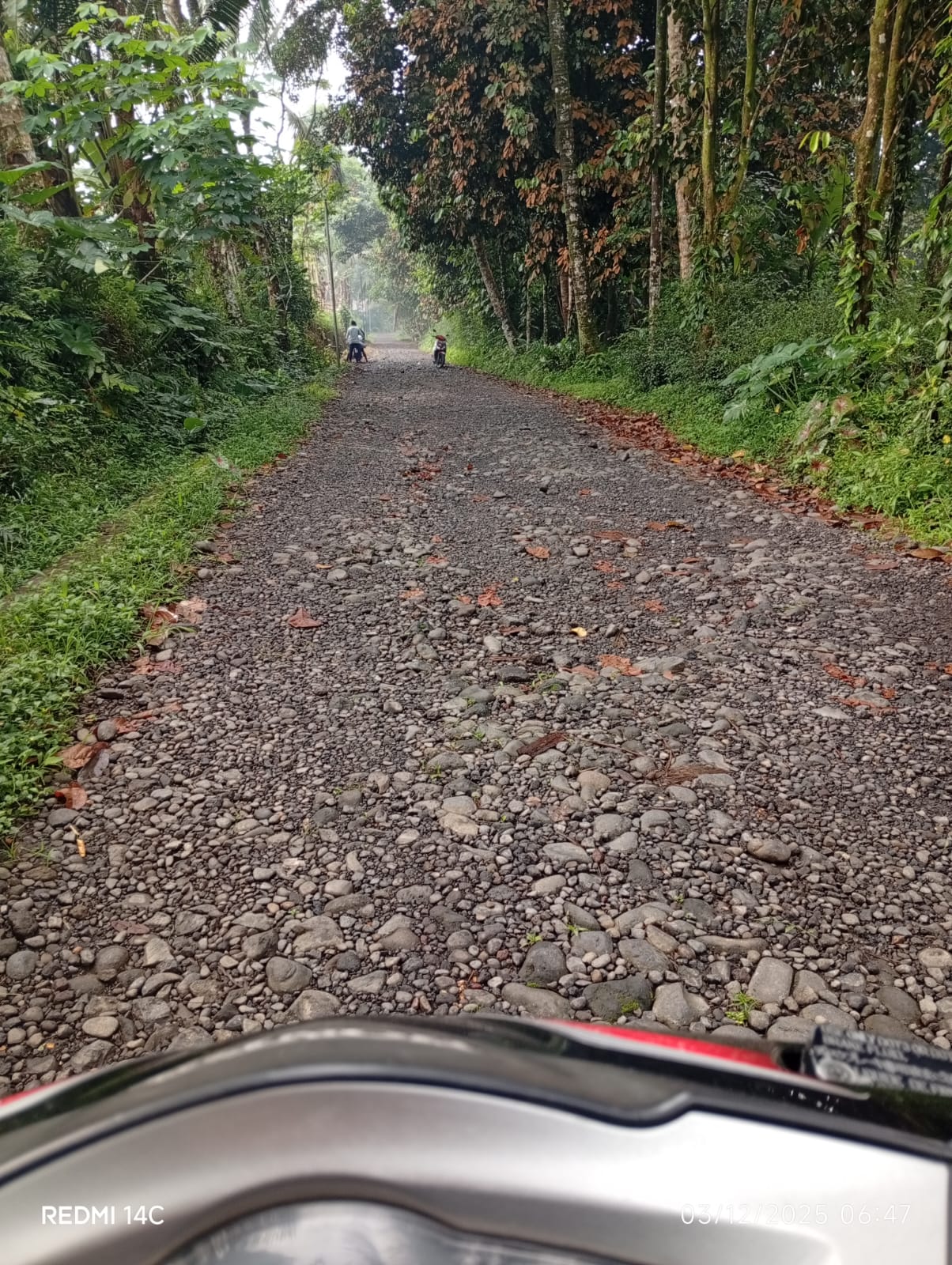 Lampiran foto terkait aduan Laporan Kerusakan Jalan di Dusun Bransong, Bumisari, Bojongsari, Purbalingga dan Permohonan Tindak Lanjut