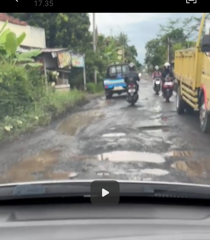 Lampiran foto terkait aduan Laporan Kondisi Jalan Rusak di Wilayah Kemangkon dan Bukateja, Purbalingga: Mohon Perbaikan